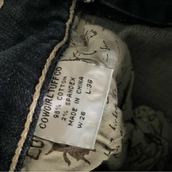 Cowgirl Tuff Don't Fence Me In Cropped Jeans - Medium Wash Size 26 - Picture 9 of 9